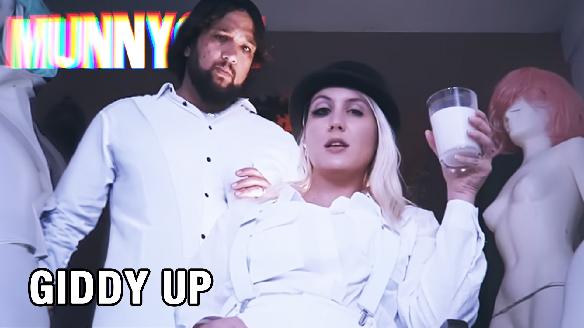 giddy up by MUNNYCAT