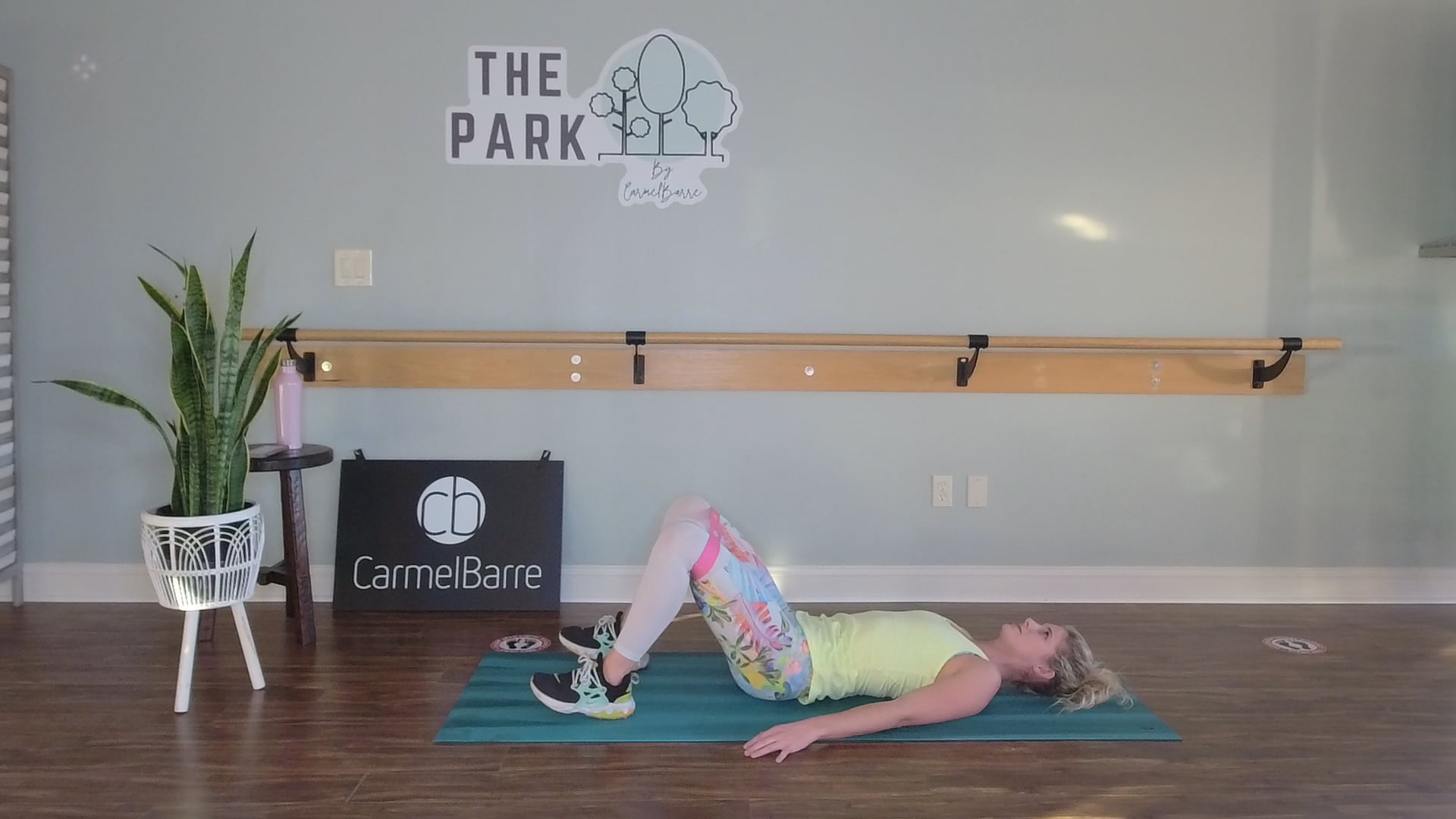 AlliJay Fitness | 20 Minute High Intensity Booty Burn