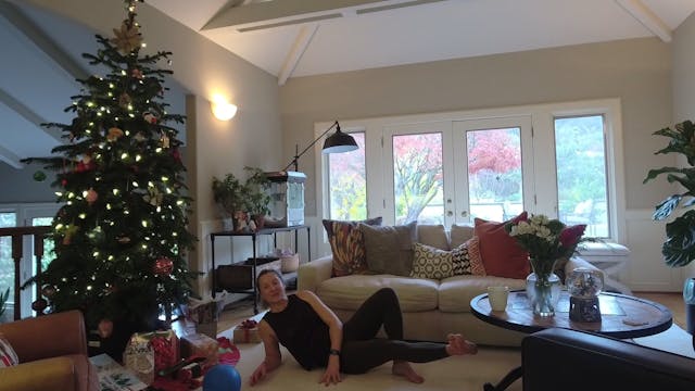 Arianne | 10 Min Inner Thighs - Holid...