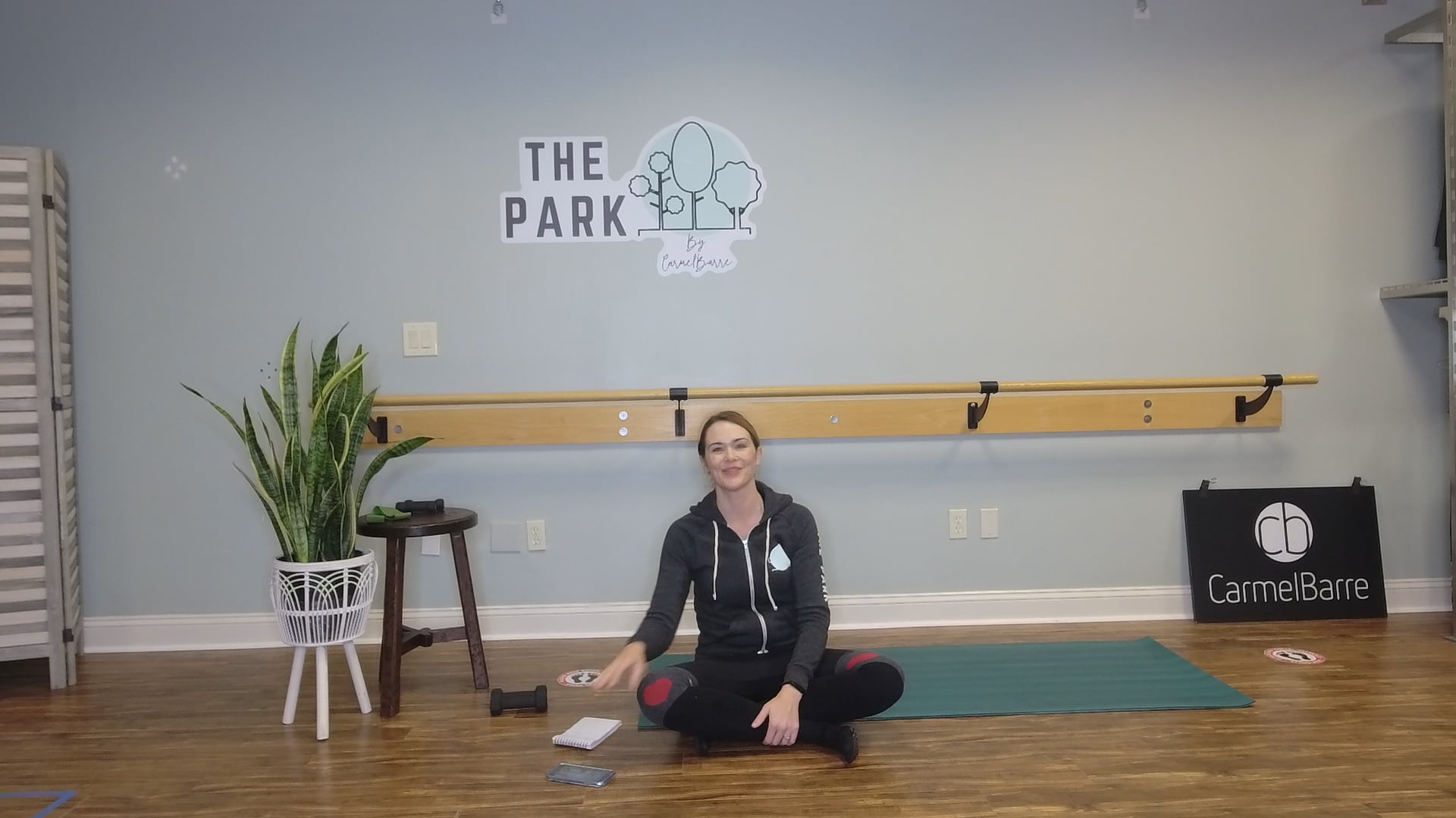 Jennifer | 30 Min Mindful Movement Pilates 
