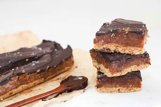 Raw Caramel Slices