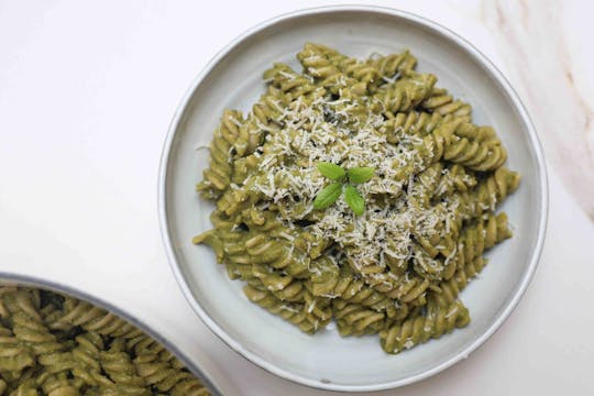 Creamy Cashew & Basil Pasta Sauce