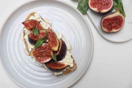 Sticky Fig & Cottage Cheese Toast