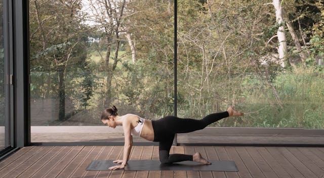 NEW! 15-Minute Bodyweight Sculpt