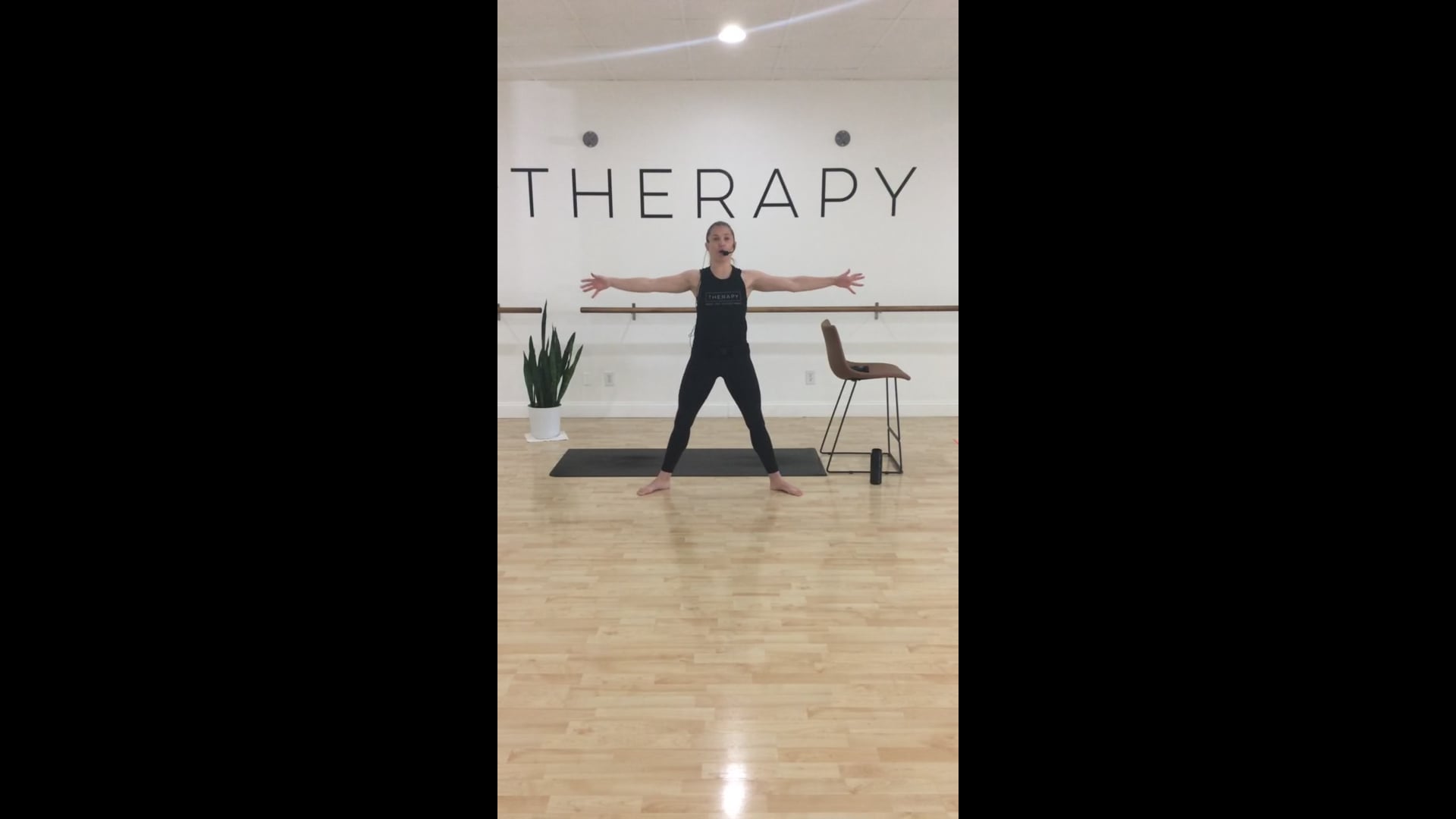 4/26/20 - LIVE Barre w/Kellie - 45 min 