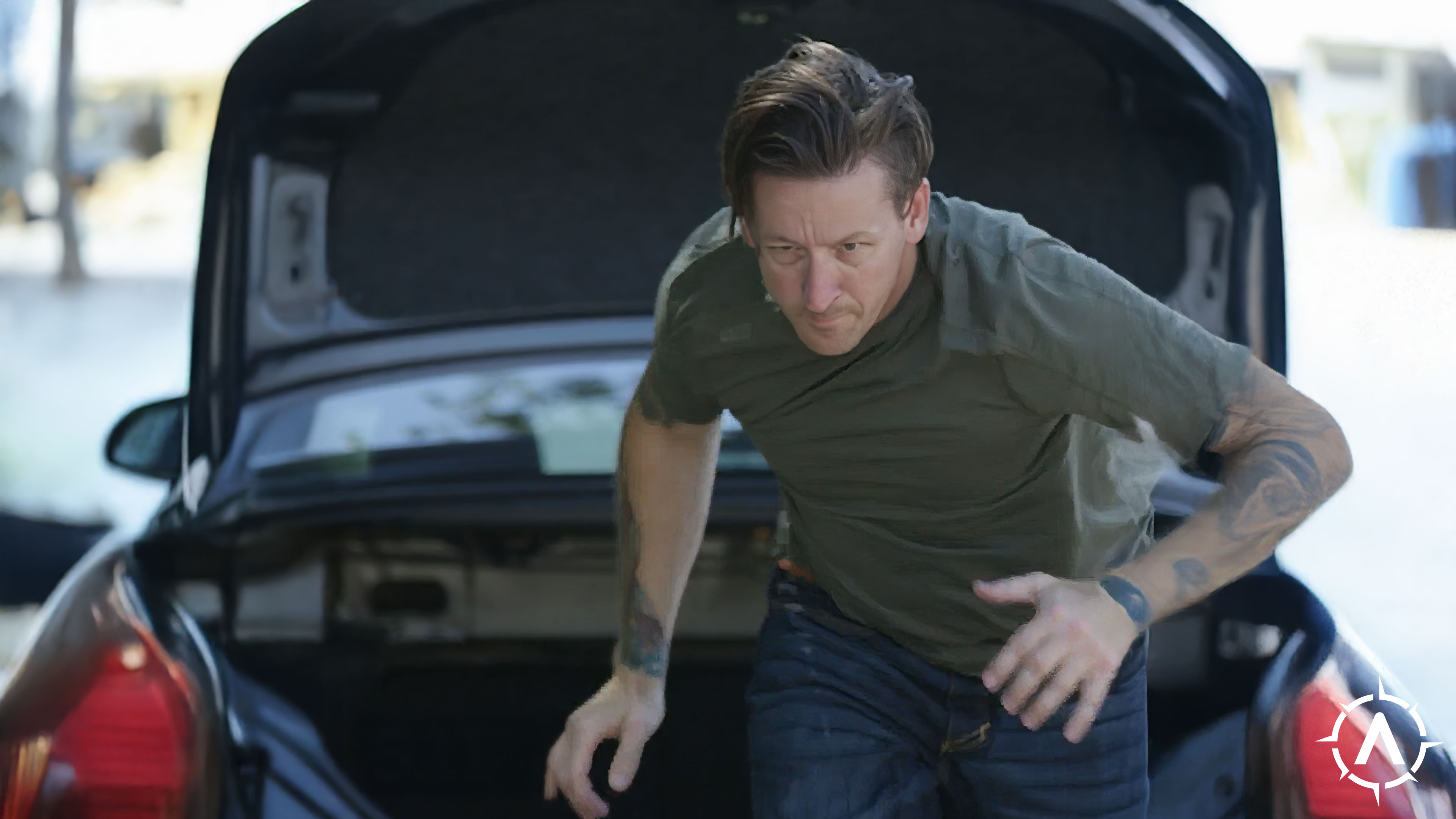 100 Deadly Skills: Trunk Escape