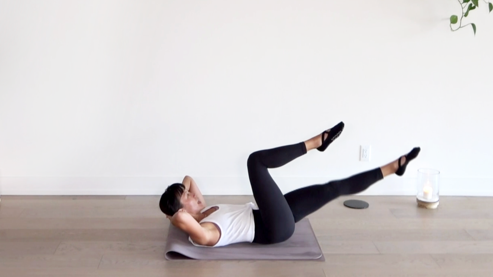 Pilates Sculpt: Core 05 w/ Jen