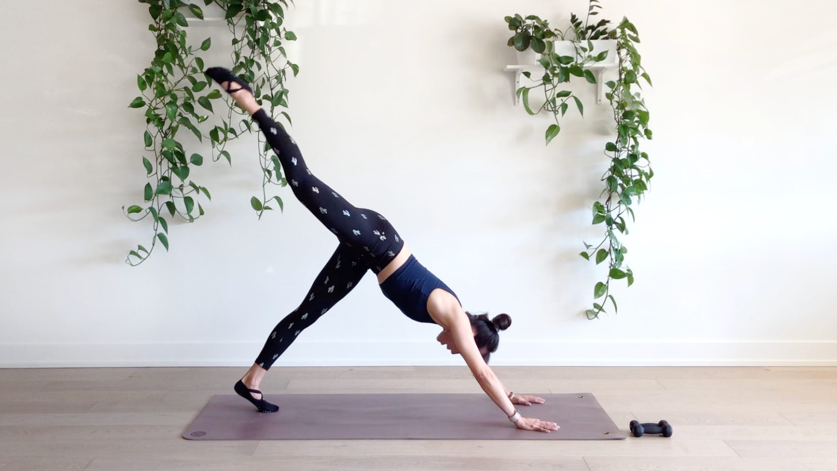 36 Min Total Body Sculpt w/ Jen