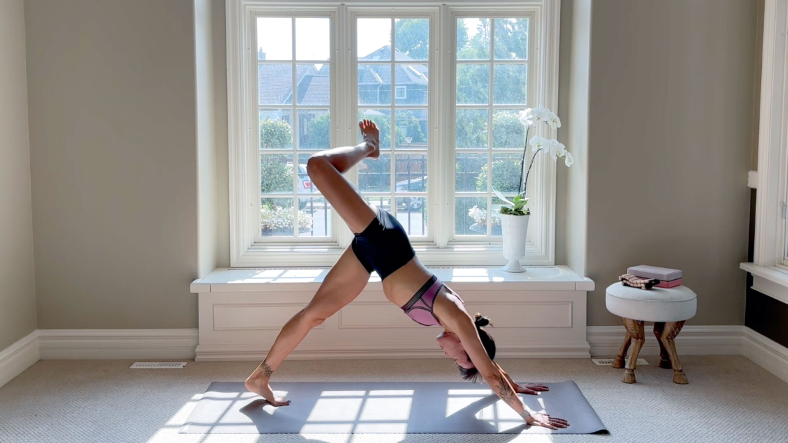 25 Min Fiery Total Body Flow w/ Jen