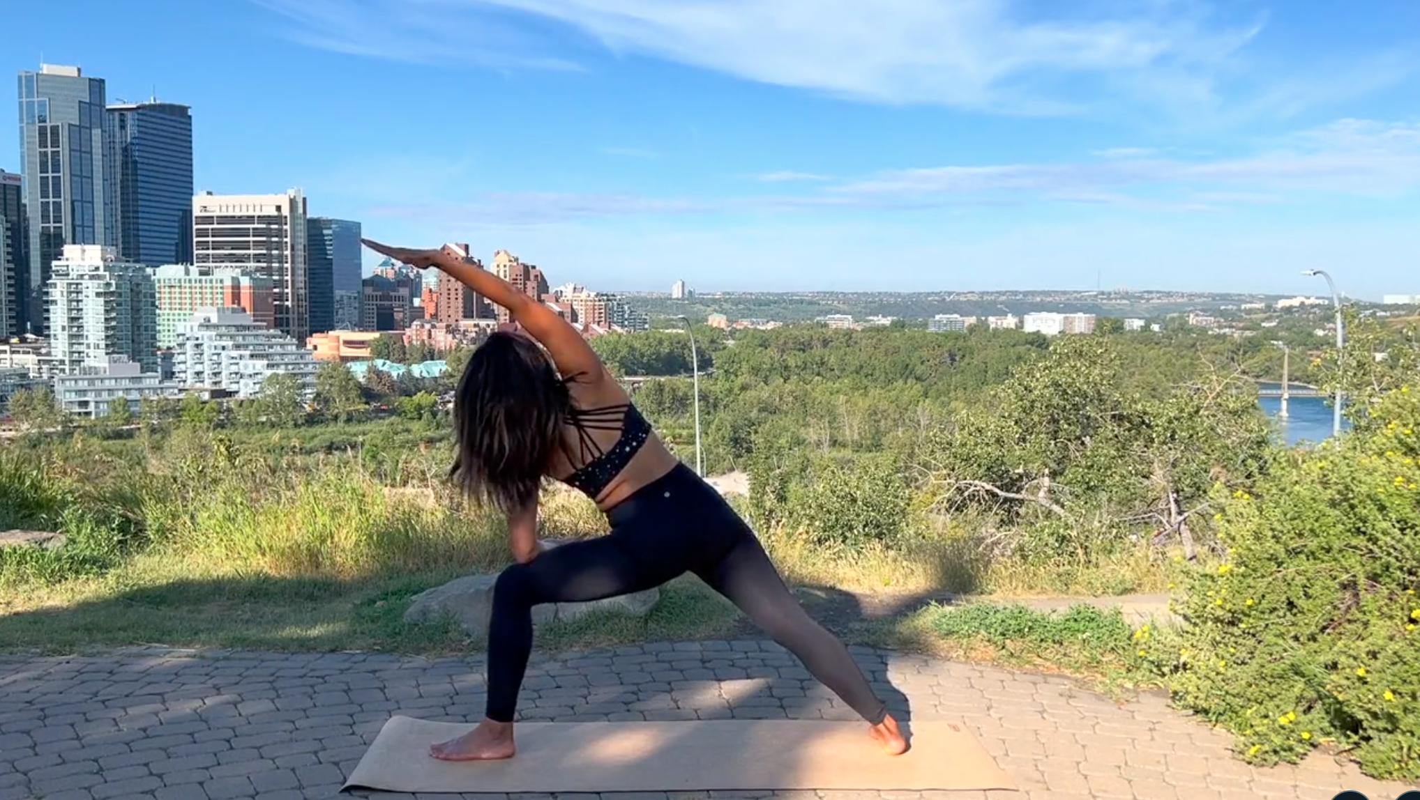 12 min Flow in the Wild w/ Elmira