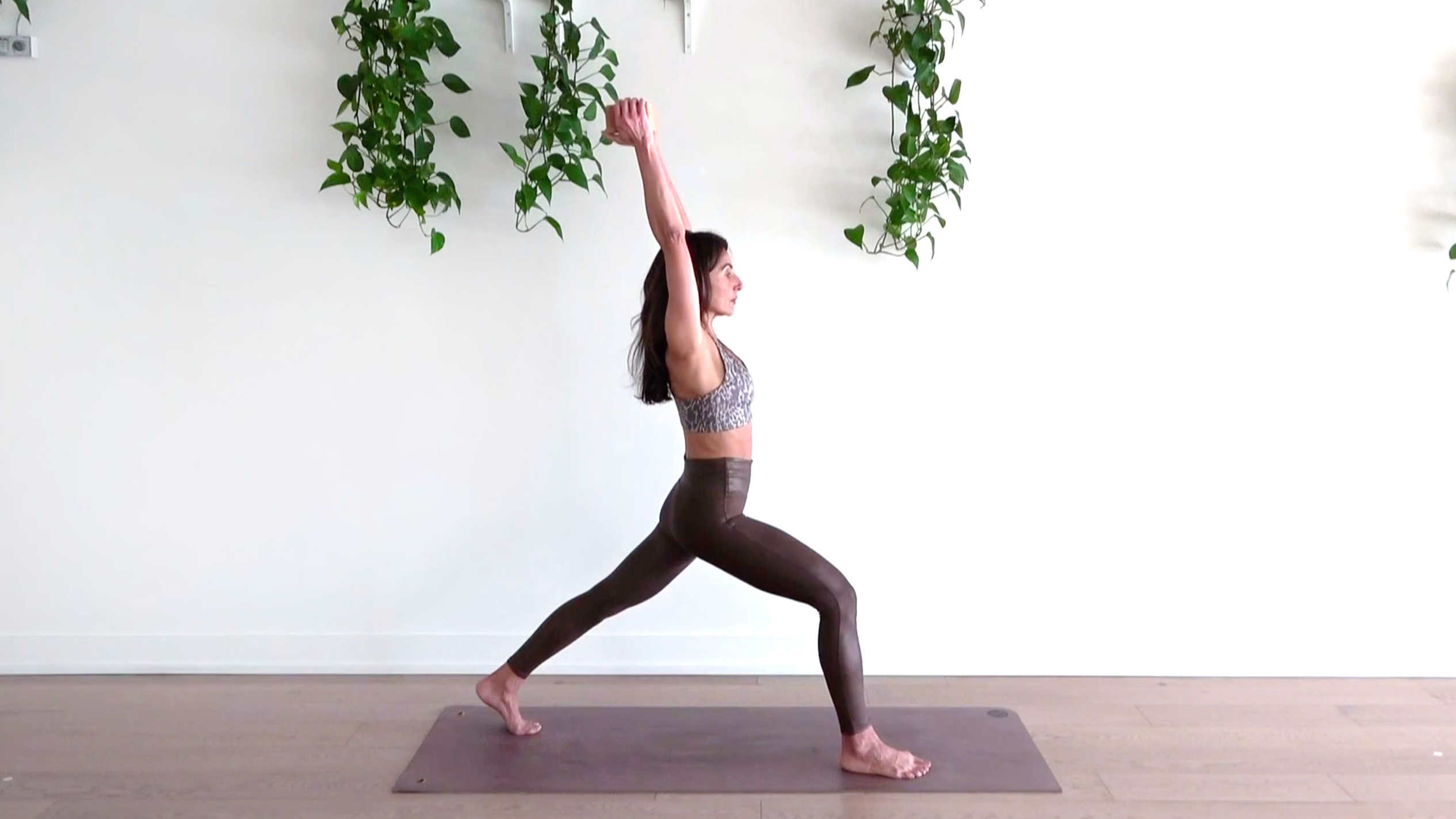 28 Min Rock the Block Yoga Flow w/ Elmira