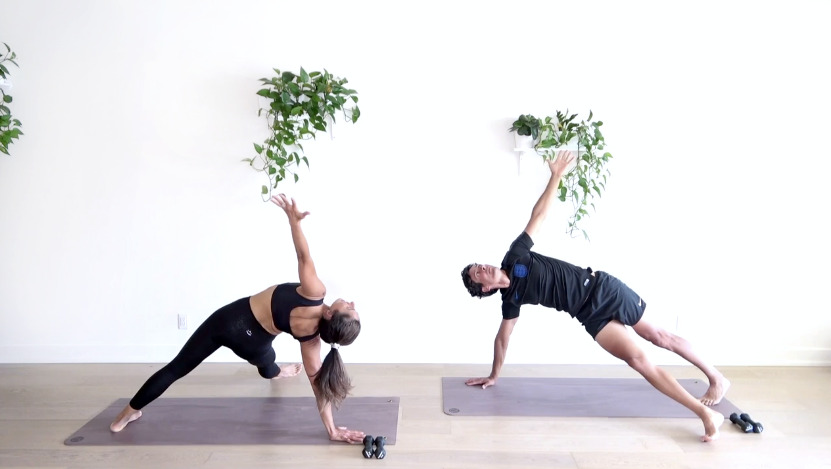 Yoga Sculpt 08 w/ Elmira & Paul