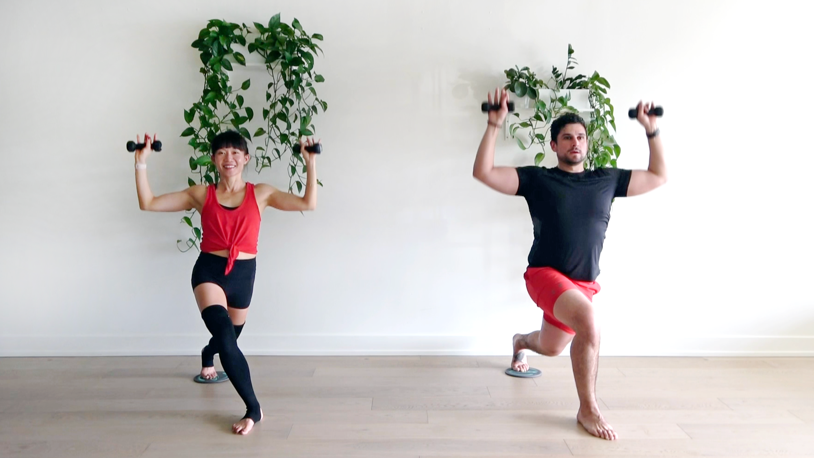 5 Min Spicy Standing Sculpt w/ Jen & Sergio