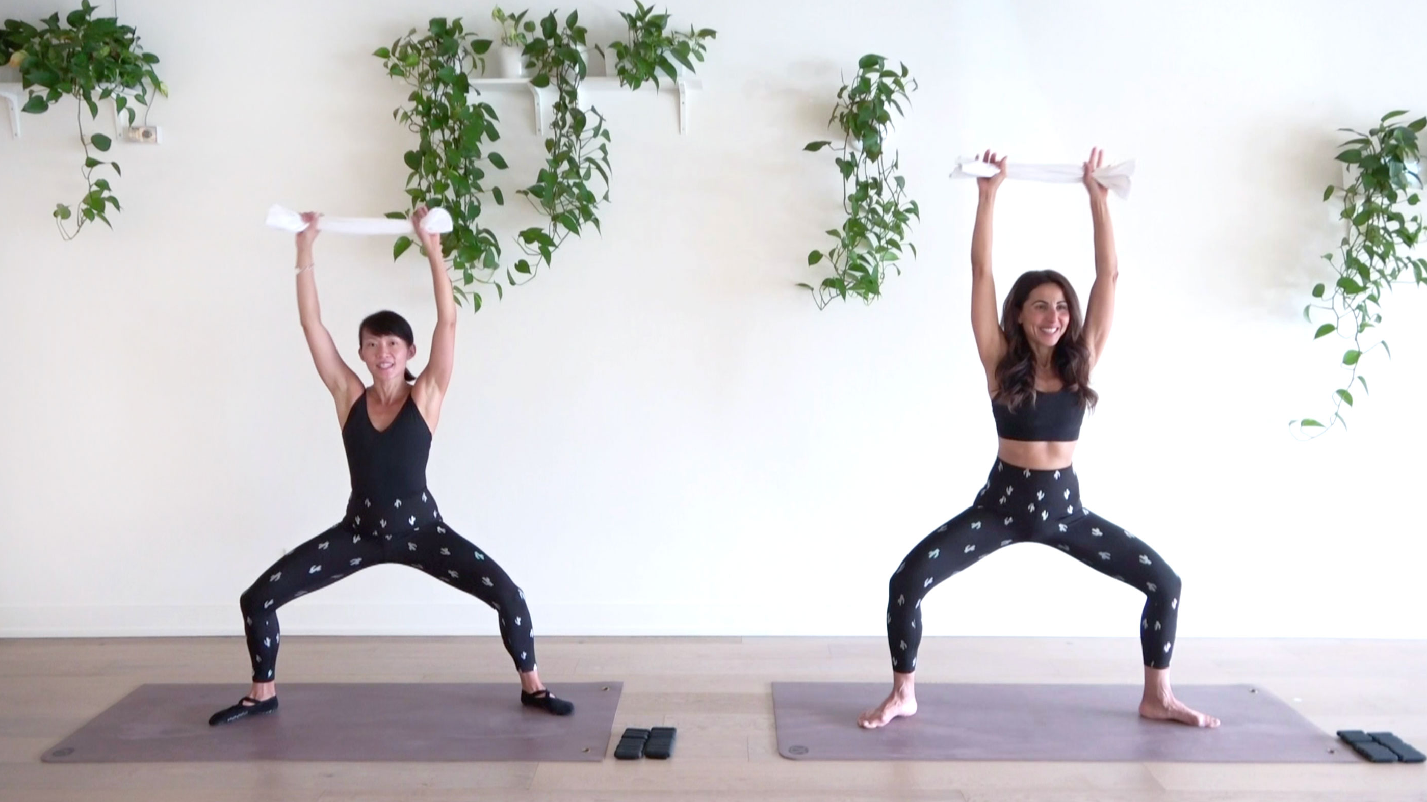 30 Min Total Body Sculpt 39 w/ Jen & Elmira