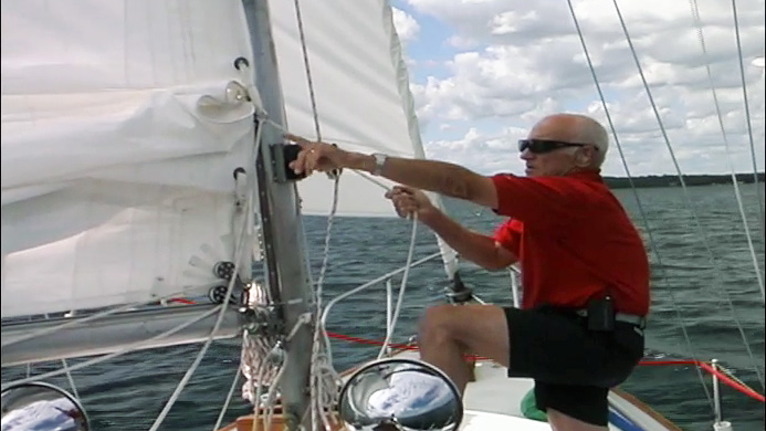 Cruising Tip: Reefing the Mainsail - Underway