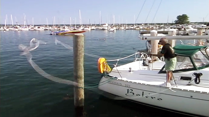 Cruising Tip: Lassoing a Piling - Dockside