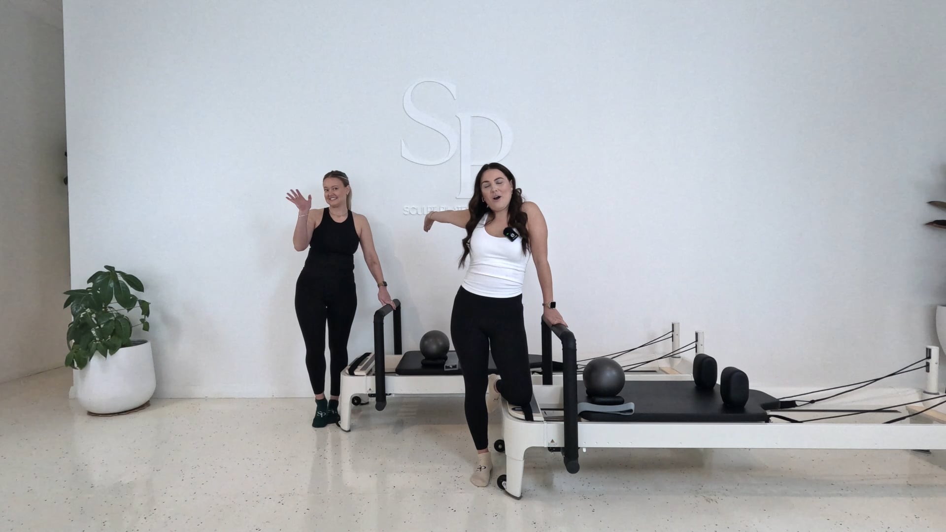 Sculpt Barre 6 - 45 mins