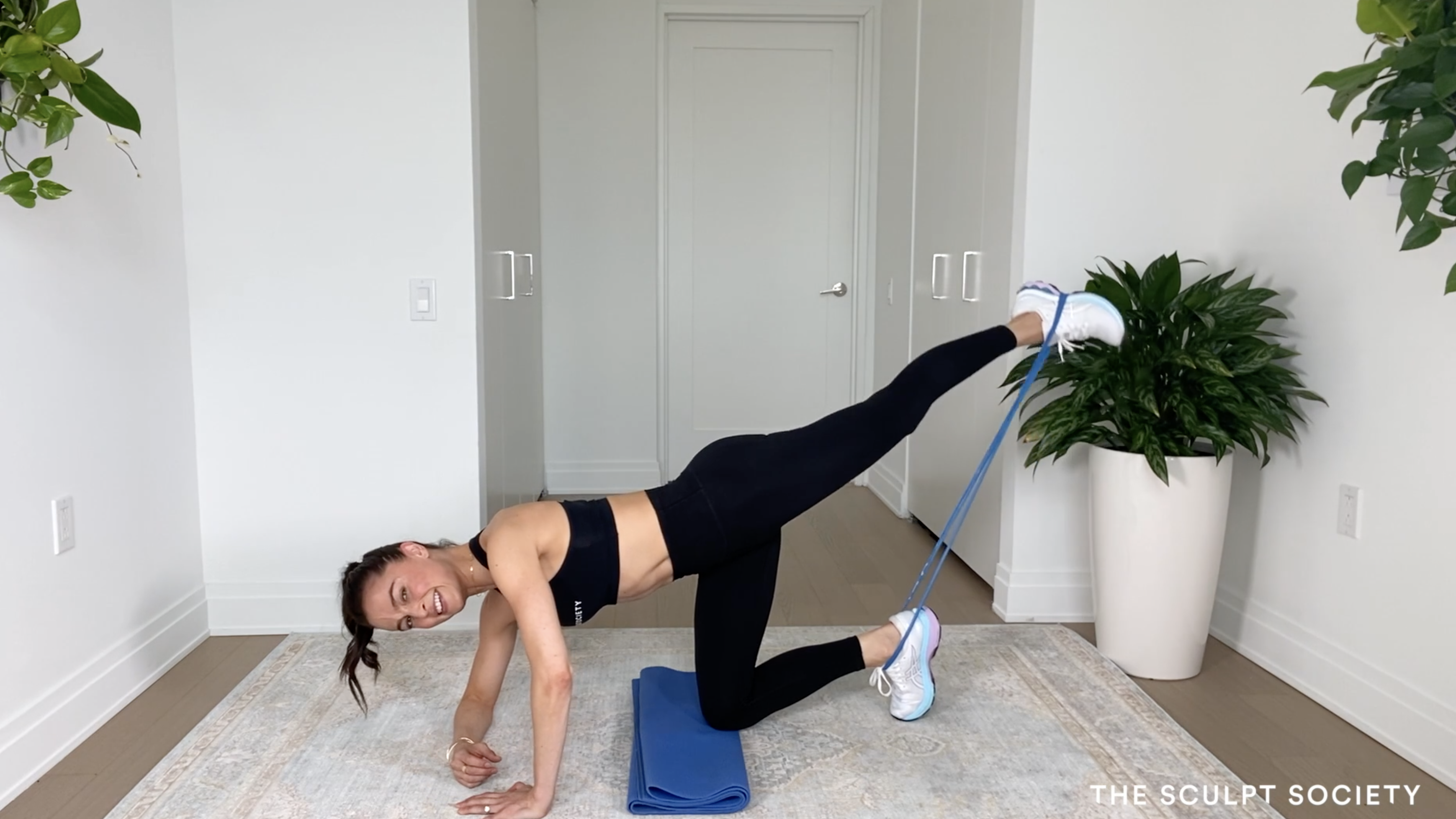 15MIN BOOTY 22 WITH BAND