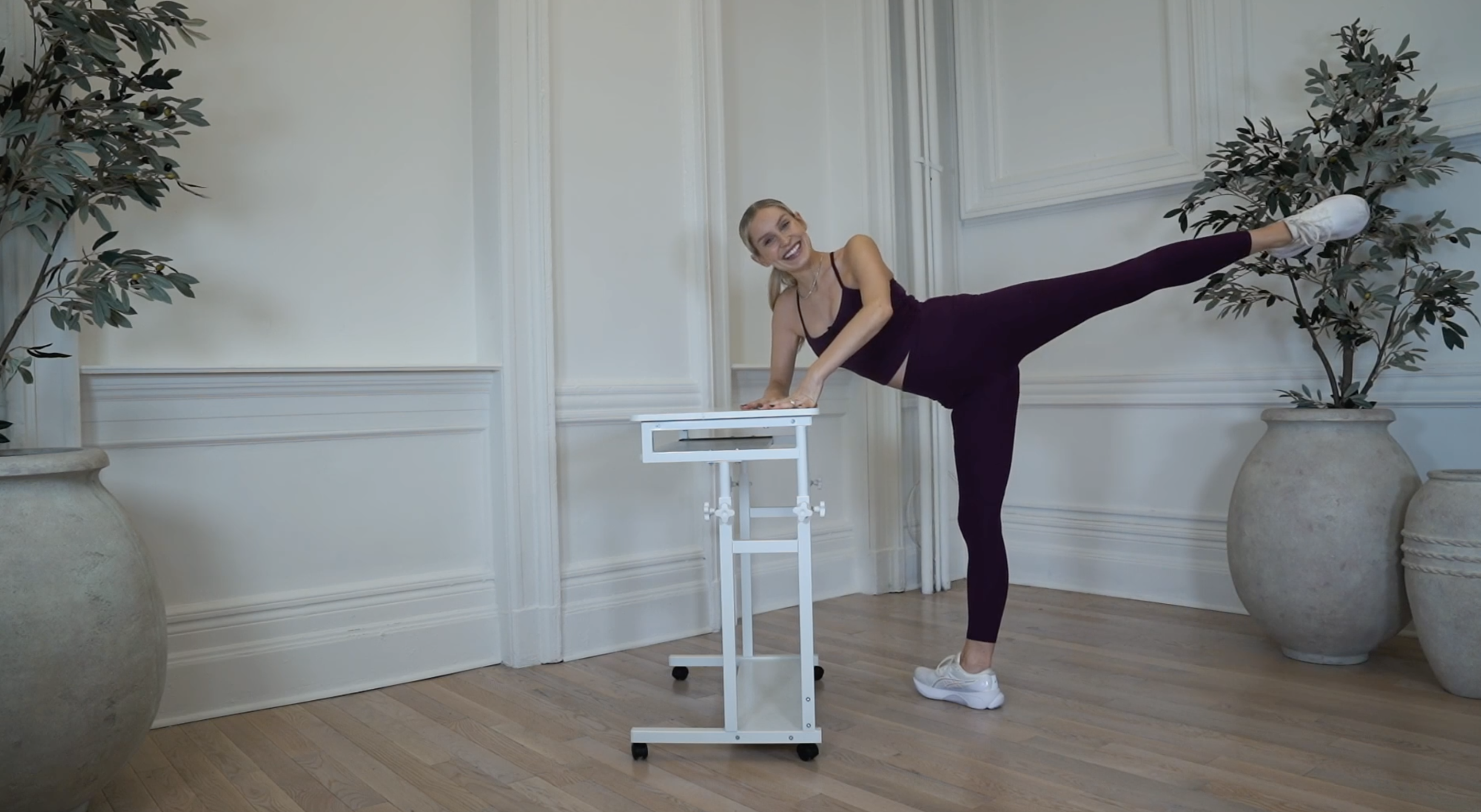 24MIN SLOW & CONTROLLED FULL BODY 18 WITH CHAIR