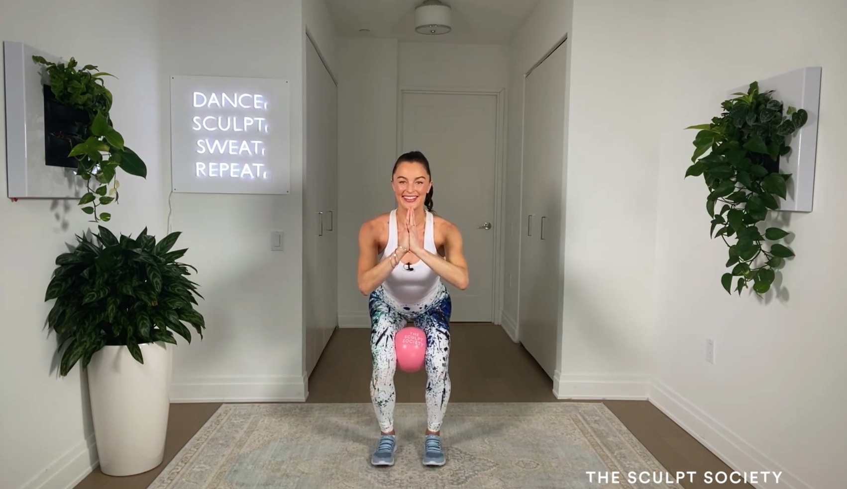 45MIN FULL BODY 19 (NO CARDIO) WITH BALL 