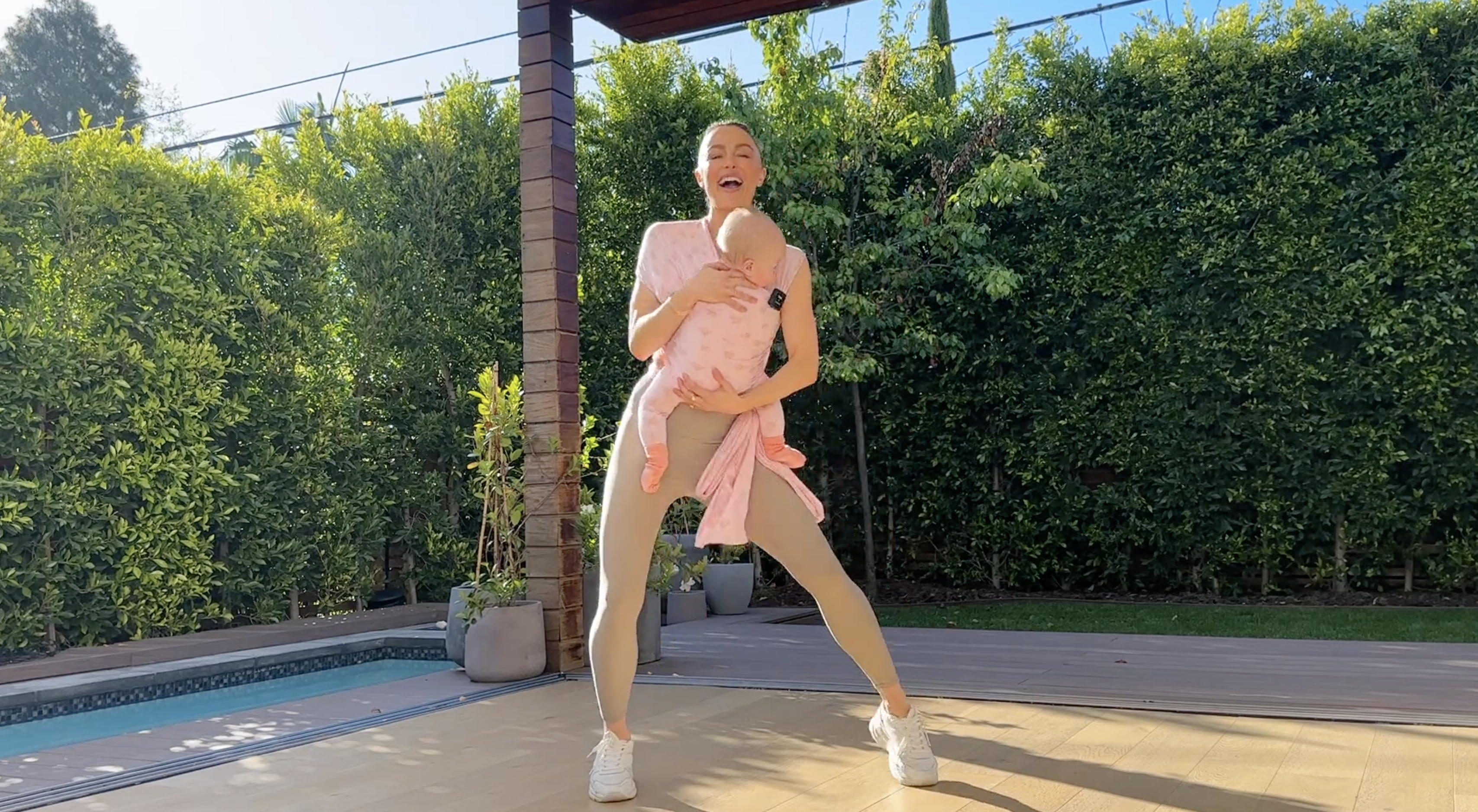 7MIN DANCE WITH SOLLY BABY