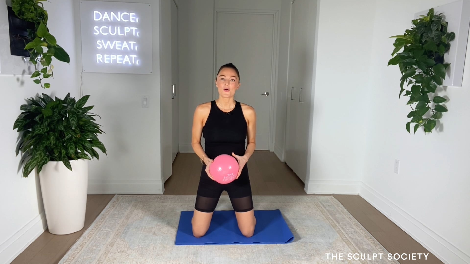 12MIN ABS ON BACK 16 WITH BALL 