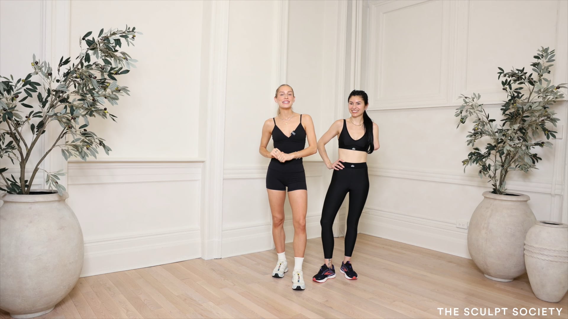 18MIN FULL BODY 69 WITH CHLOÉ VALENTINE 