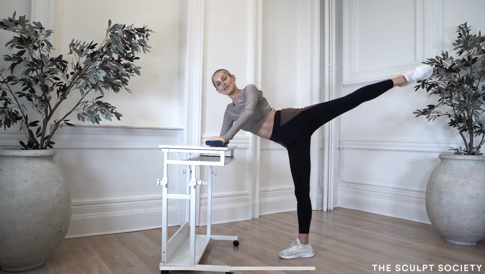 23MIN SLOW & CONTROLLED FULL BODY 20