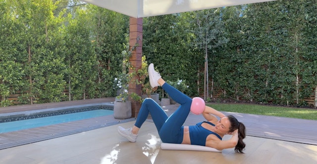 7MIN ABS WITH BALL 42