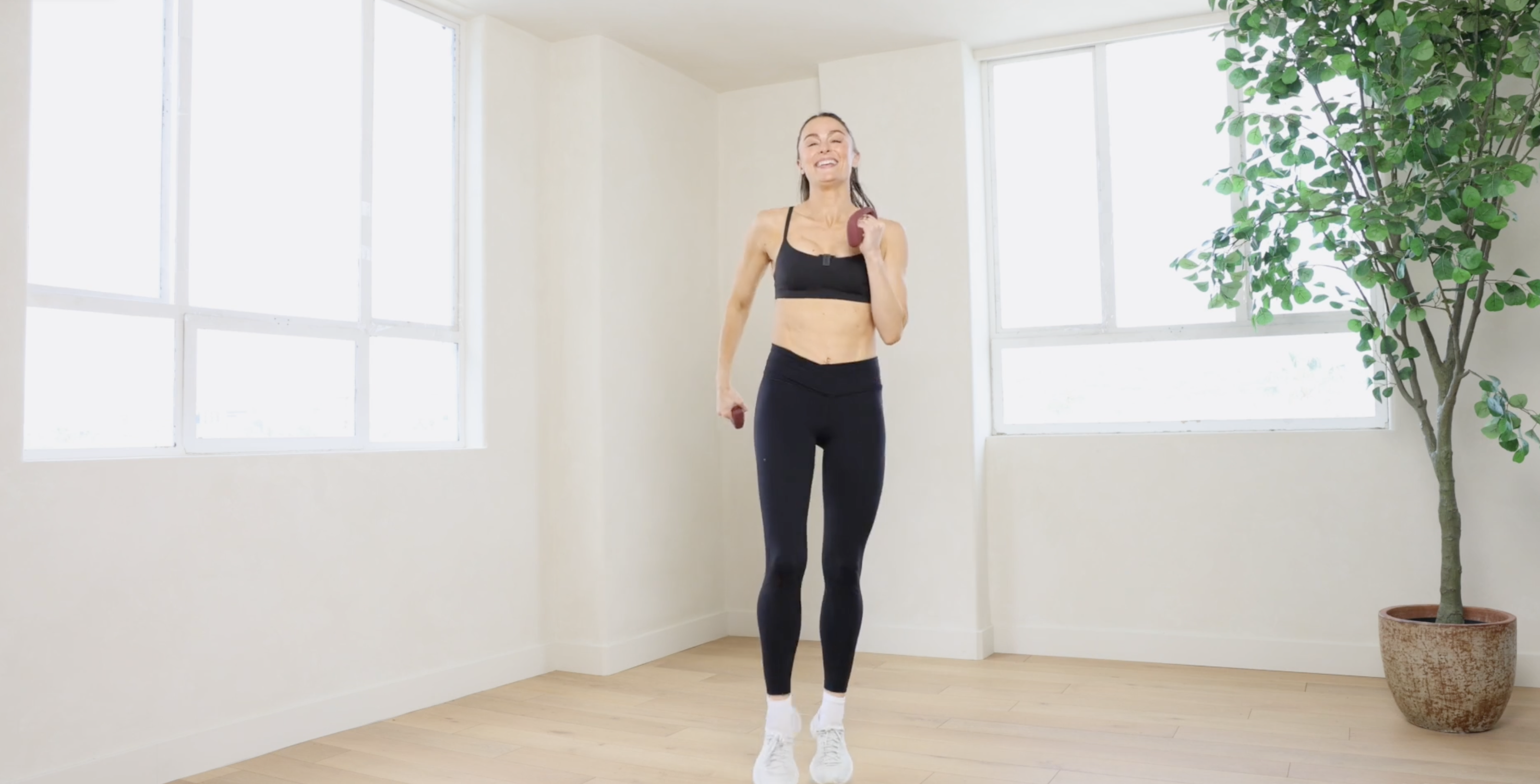 NEW! 5MIN DANCE CARDIO WITH WEIGHTS 29