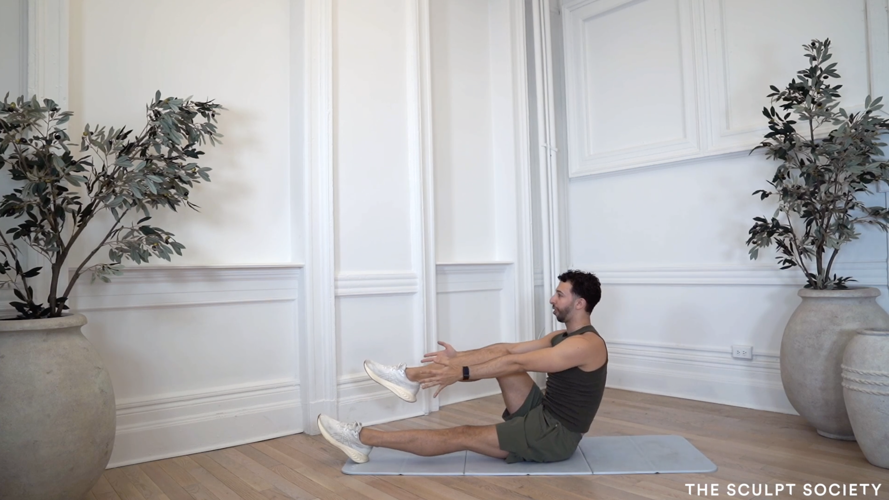 7MIN ADV ABS ON BACK 46