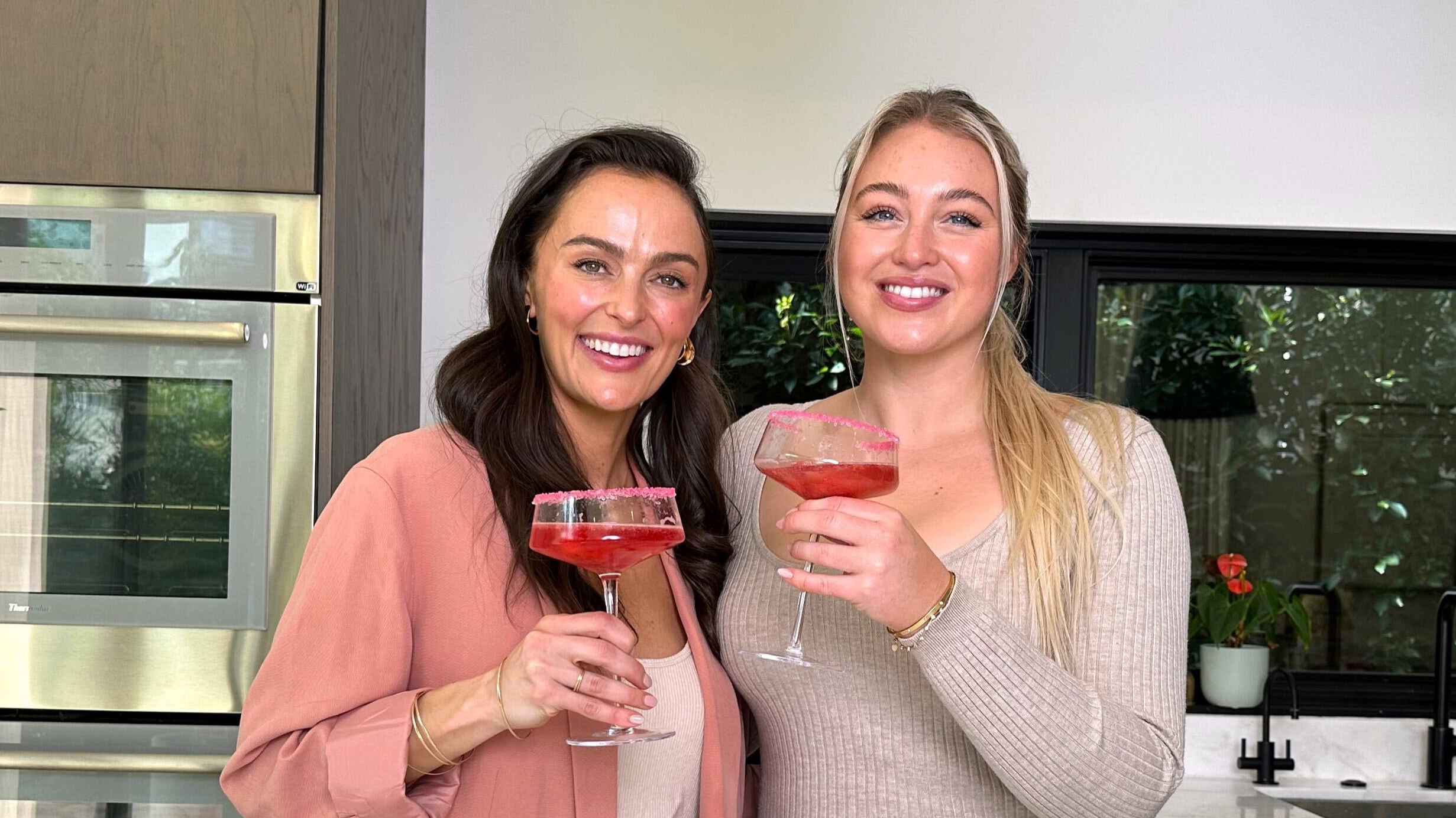 BERRY COCONUT MOCKTAIL 