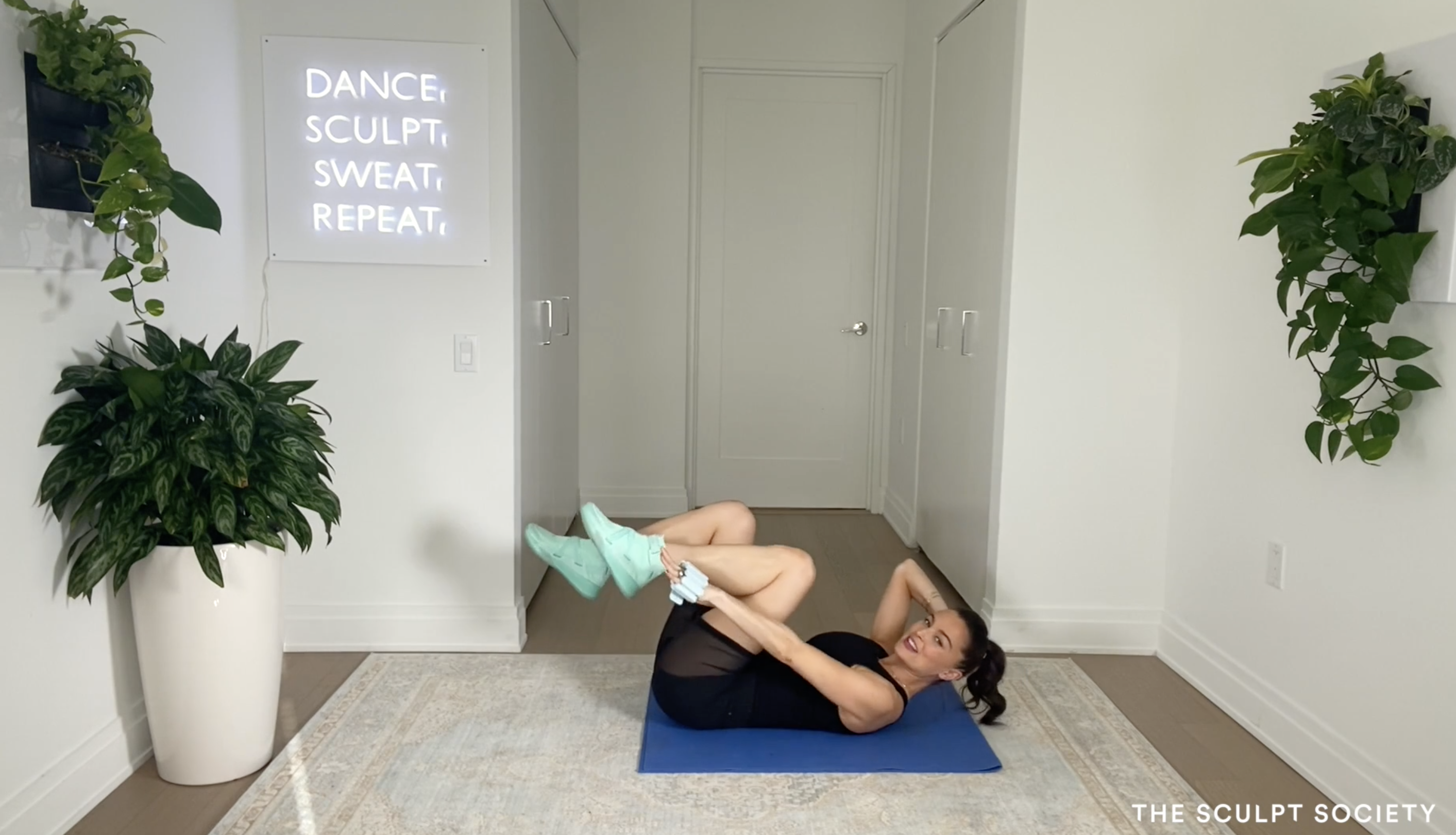 11MIN ABS ON BACK 24