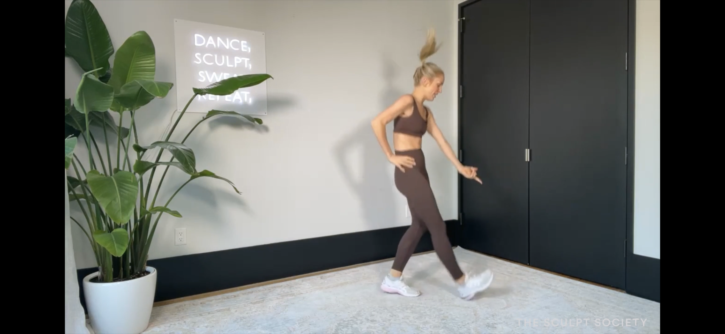 23MIN DANCE CARDIO + ABS 12