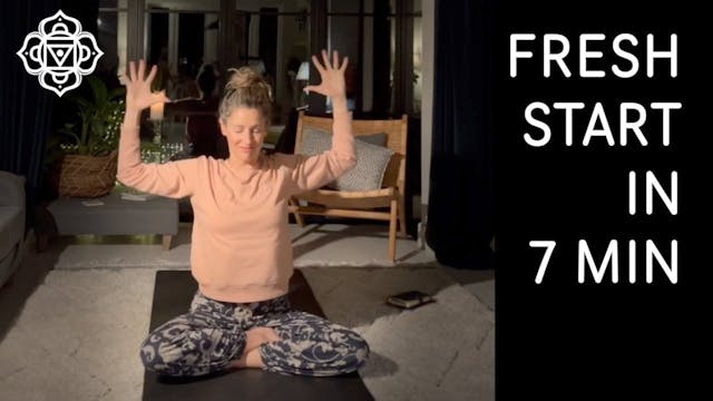 Start Fresh: 7 Minute Yoga Boost