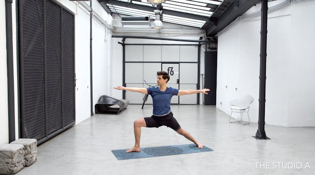 Warrior Vinyasa Flow mit @philipp.yoga