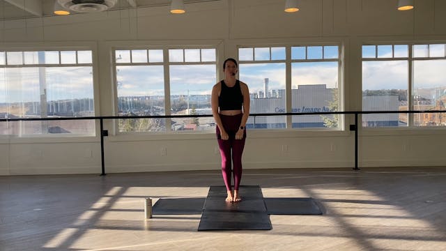 Jocelyn | 25min | Barre