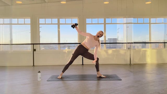 Carla | 30 min | Barre