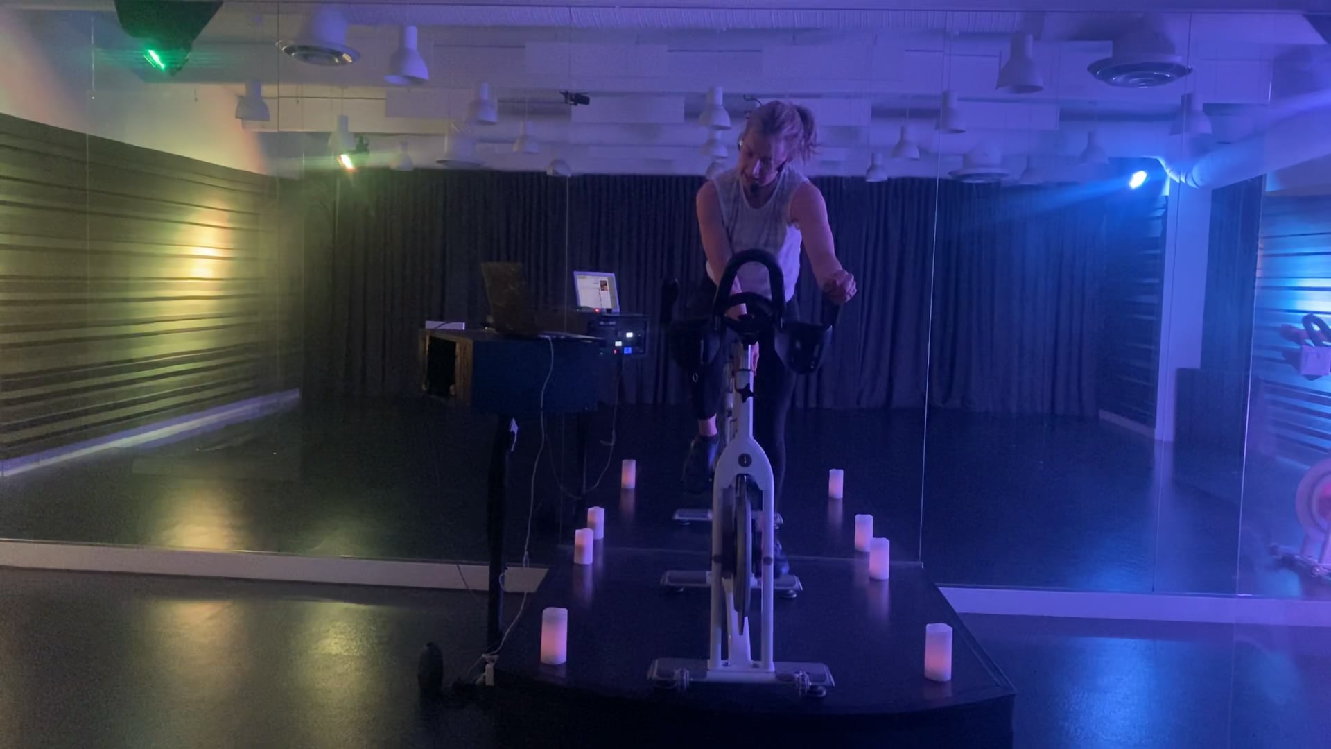 Jord | 40 min | Spin