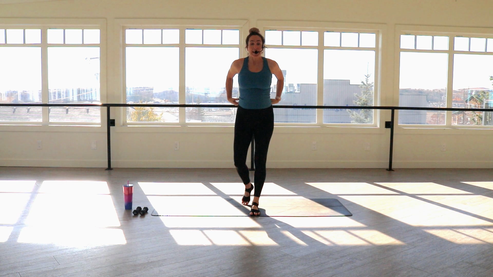 Carla | 30 min | Barre
