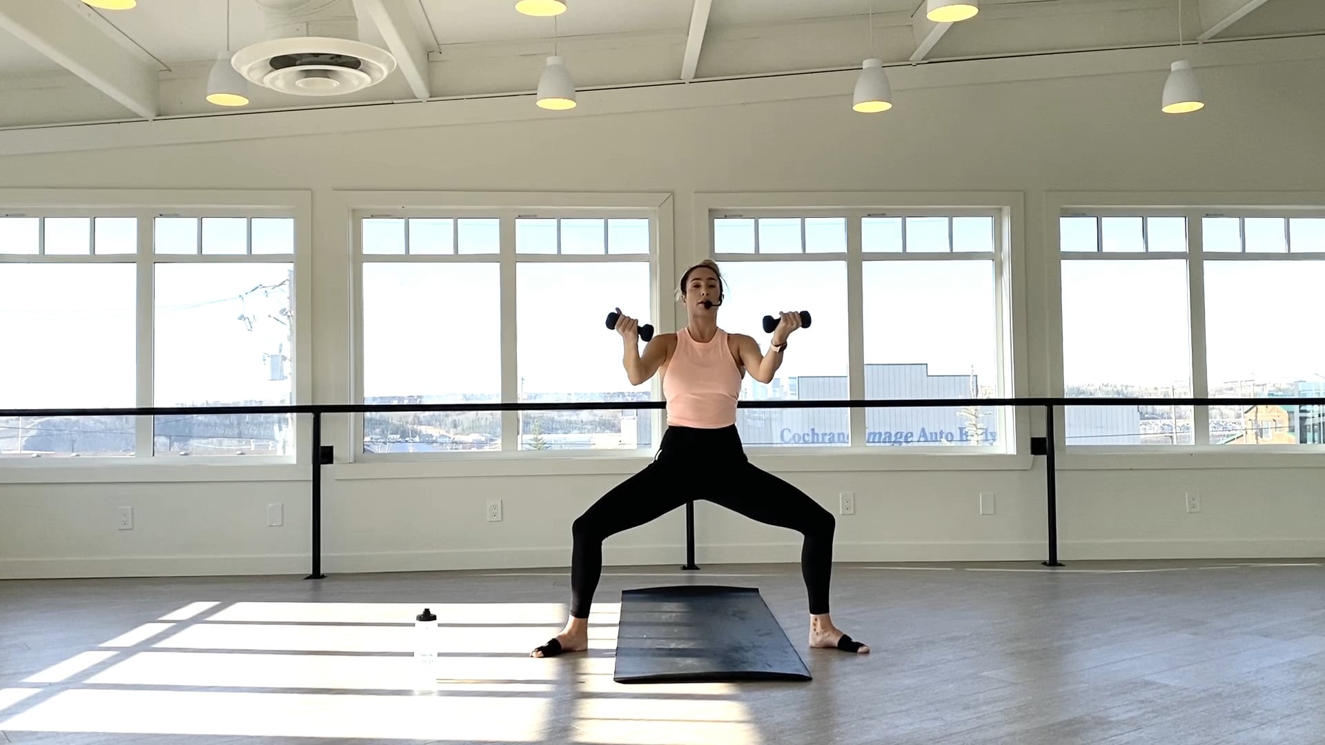 Carla | 25 min | Barre