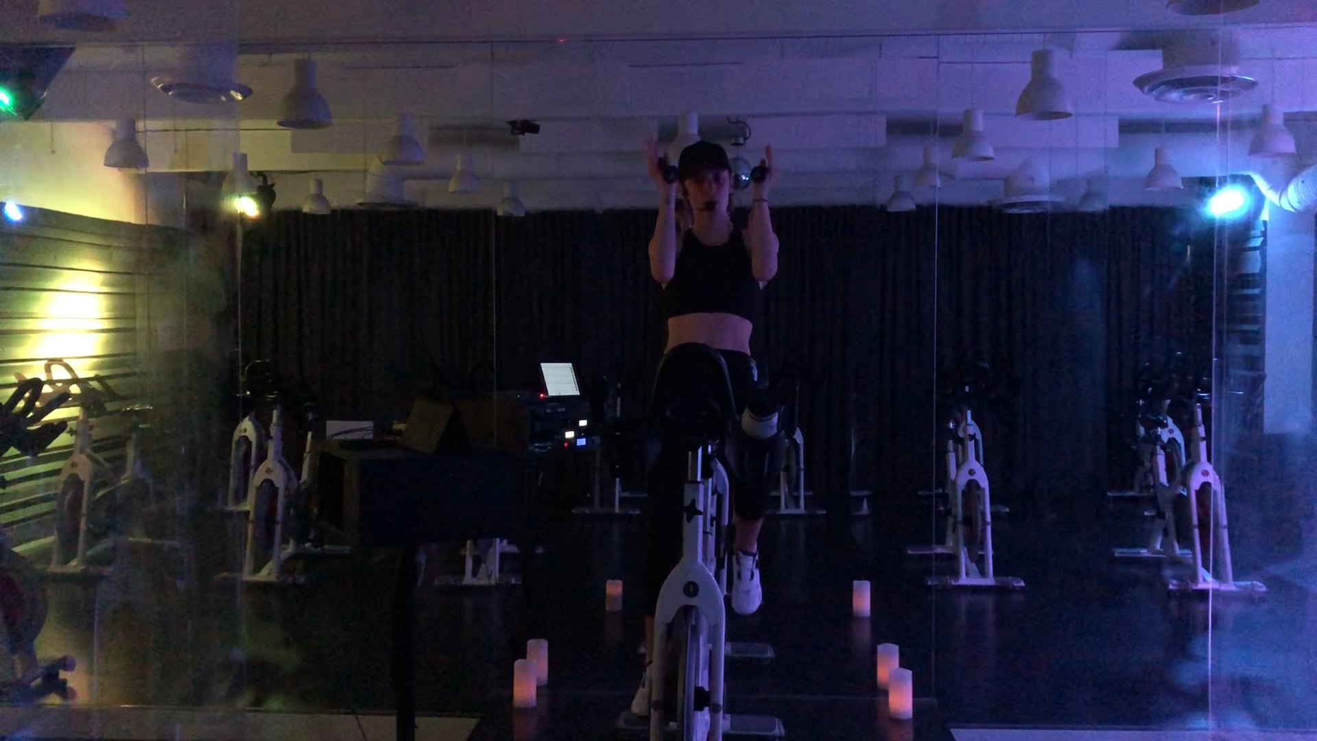 Marie | 5 min | Weight Track