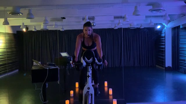 Jill | 35 min | Spin