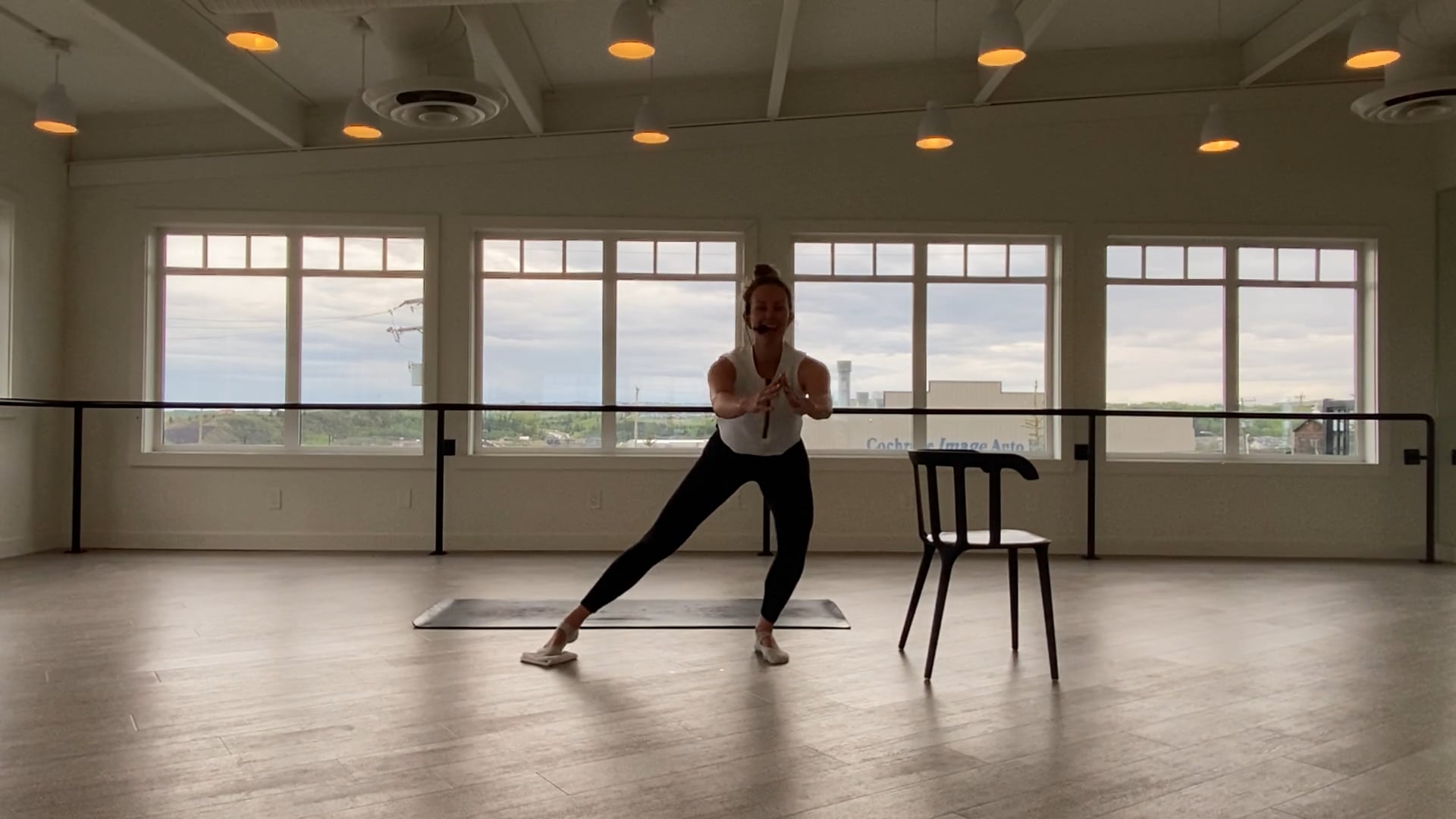 Bri | 40 min | Barre