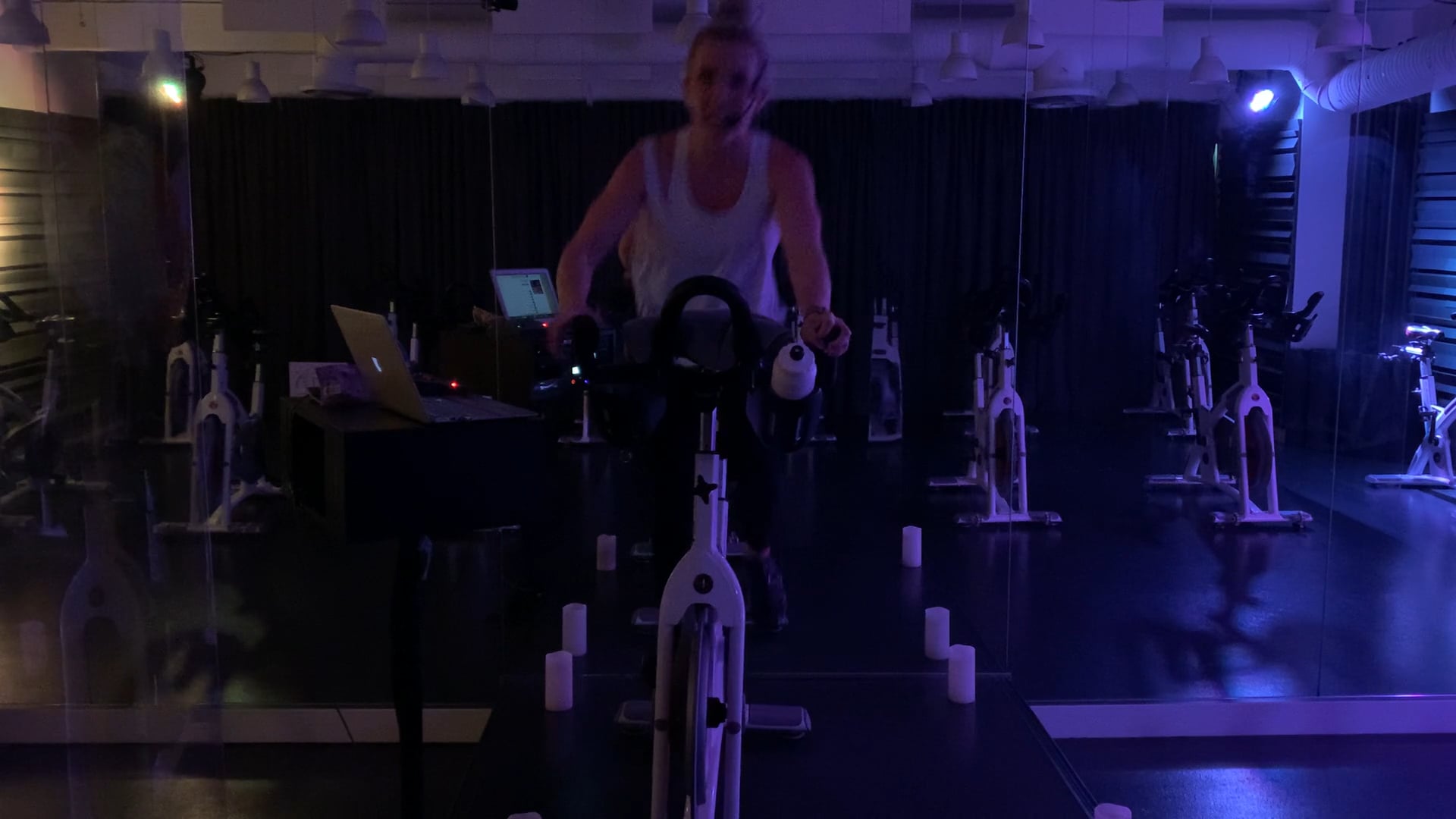 Kelly | 35 min | Spin