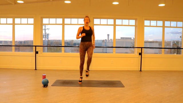 Carla | 30 min | Barre