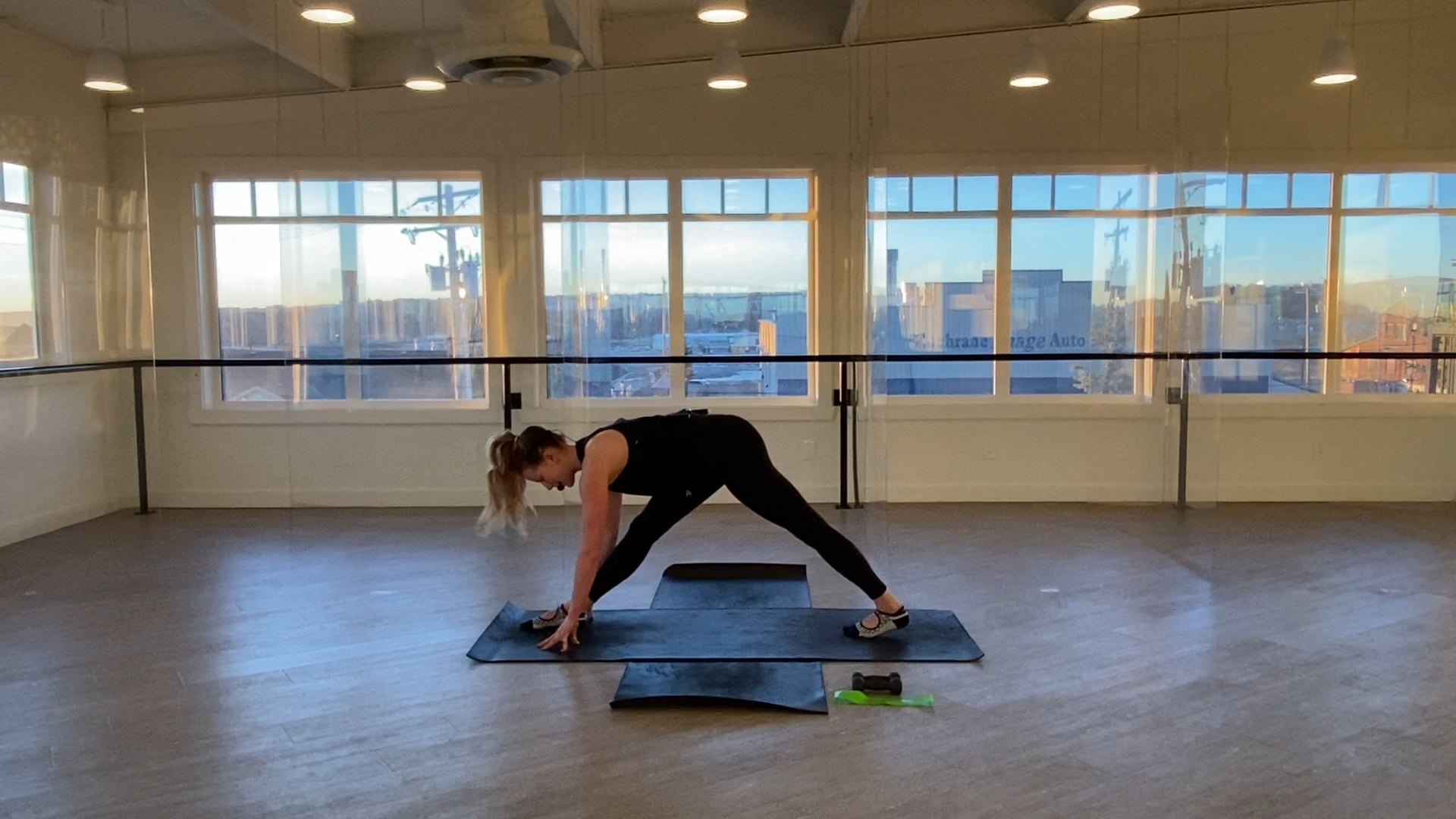 Bri | 40 min | Barre