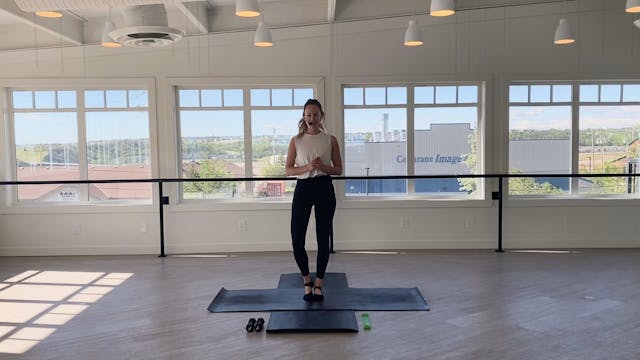 Bri | 50 min | Barre