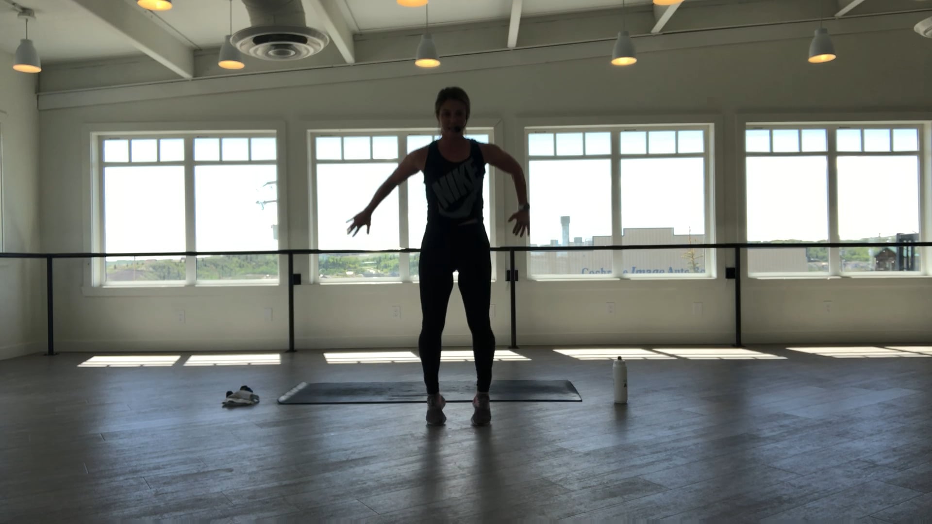 Natalie | 30 min | Barre HIIT