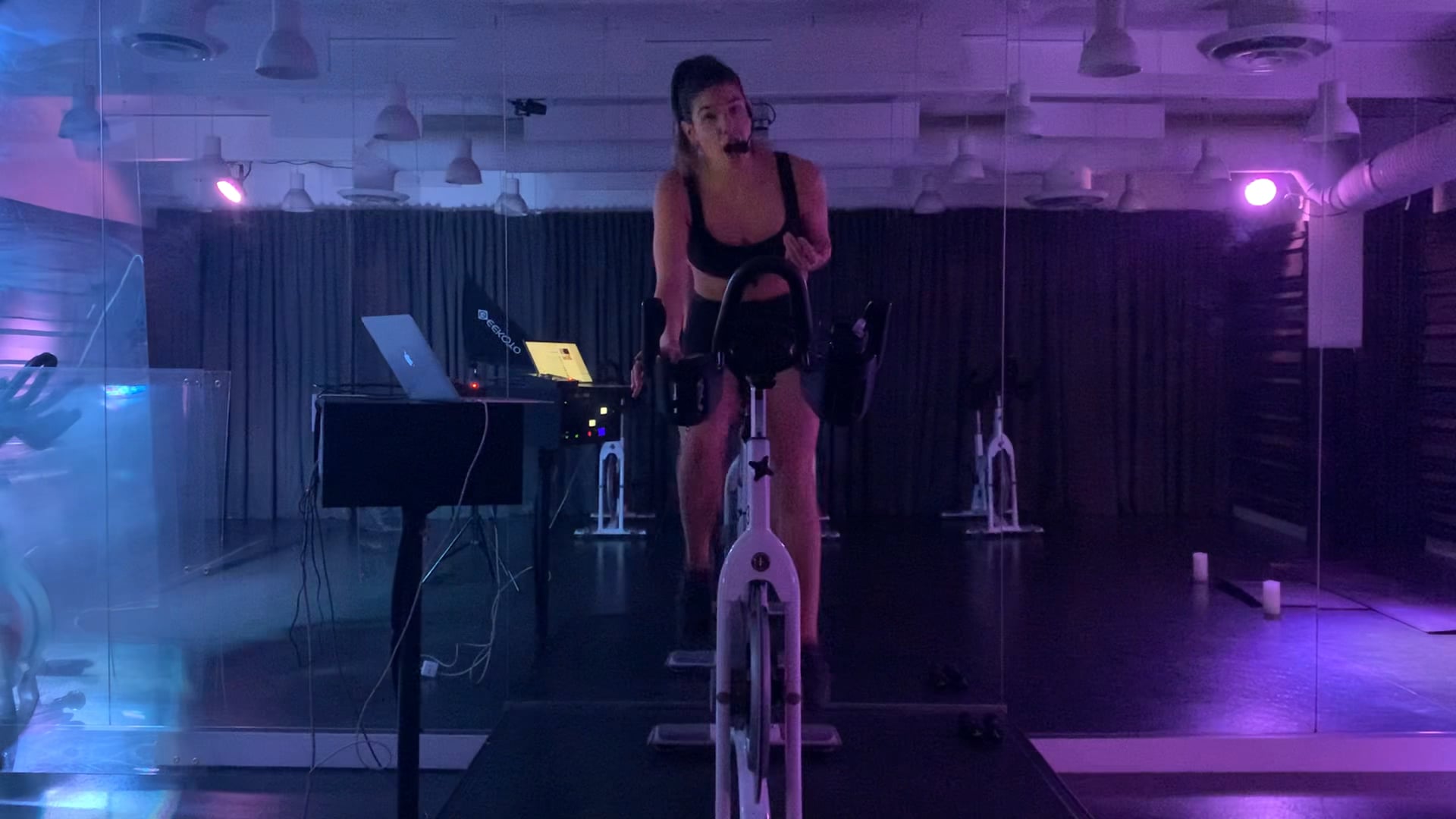 Jill | 25 min | Spin